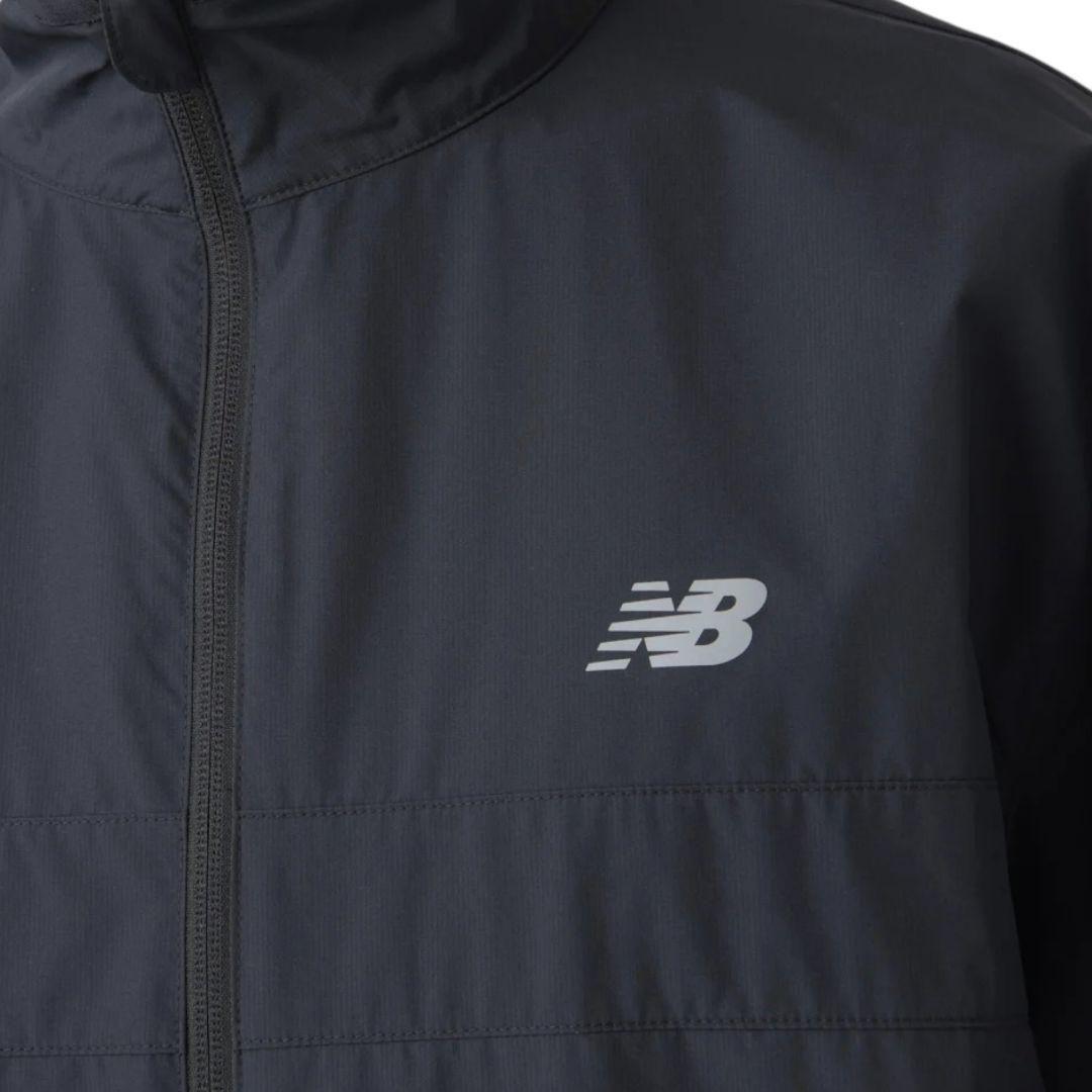 【新品】new balance エッセンシャルランジャケット L 撥水 防風 黒