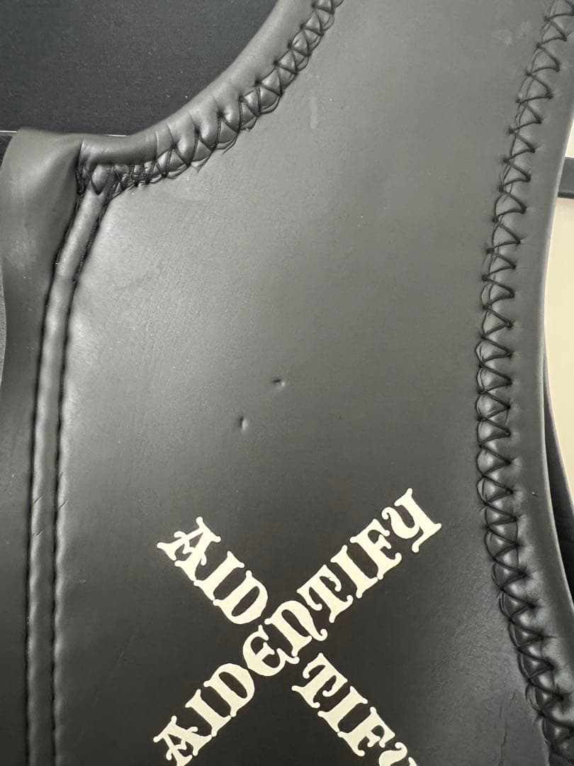 aidentify アイデンティファイ ベスト