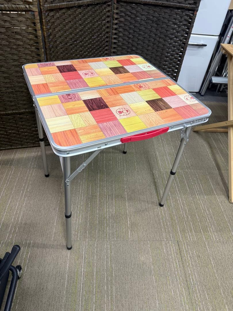 【美品】Coleman ナチュラルモザイク　リビングテーブル　60プラス