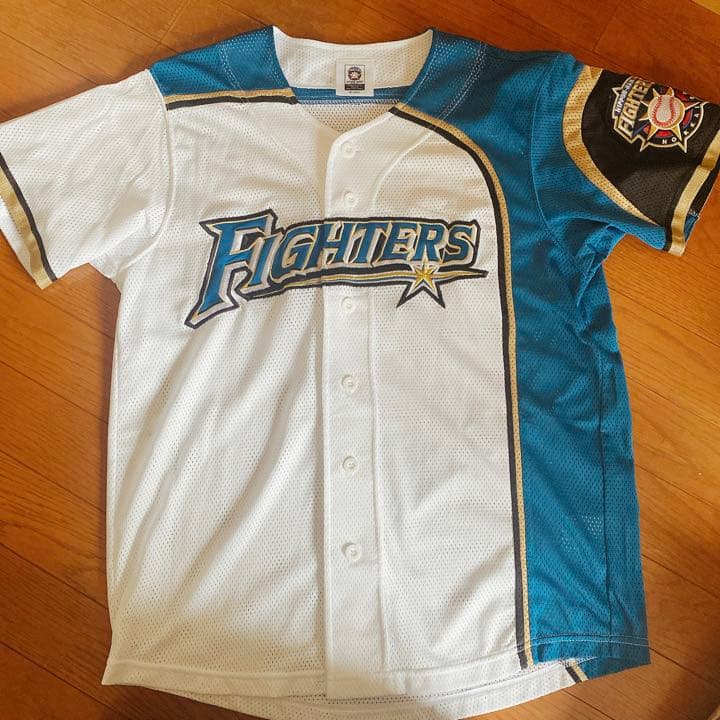 西川遥輝選手サイン入りユニホーム