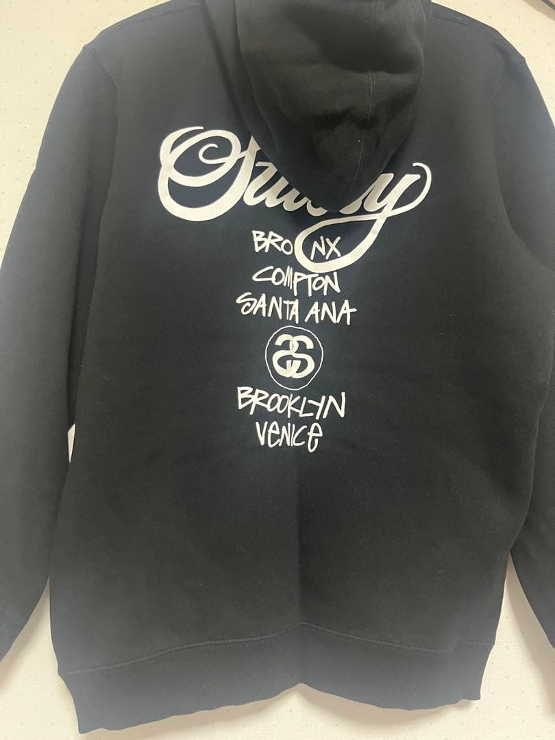 『わたあめ』Stüssy ブラック パーカーMサイズ