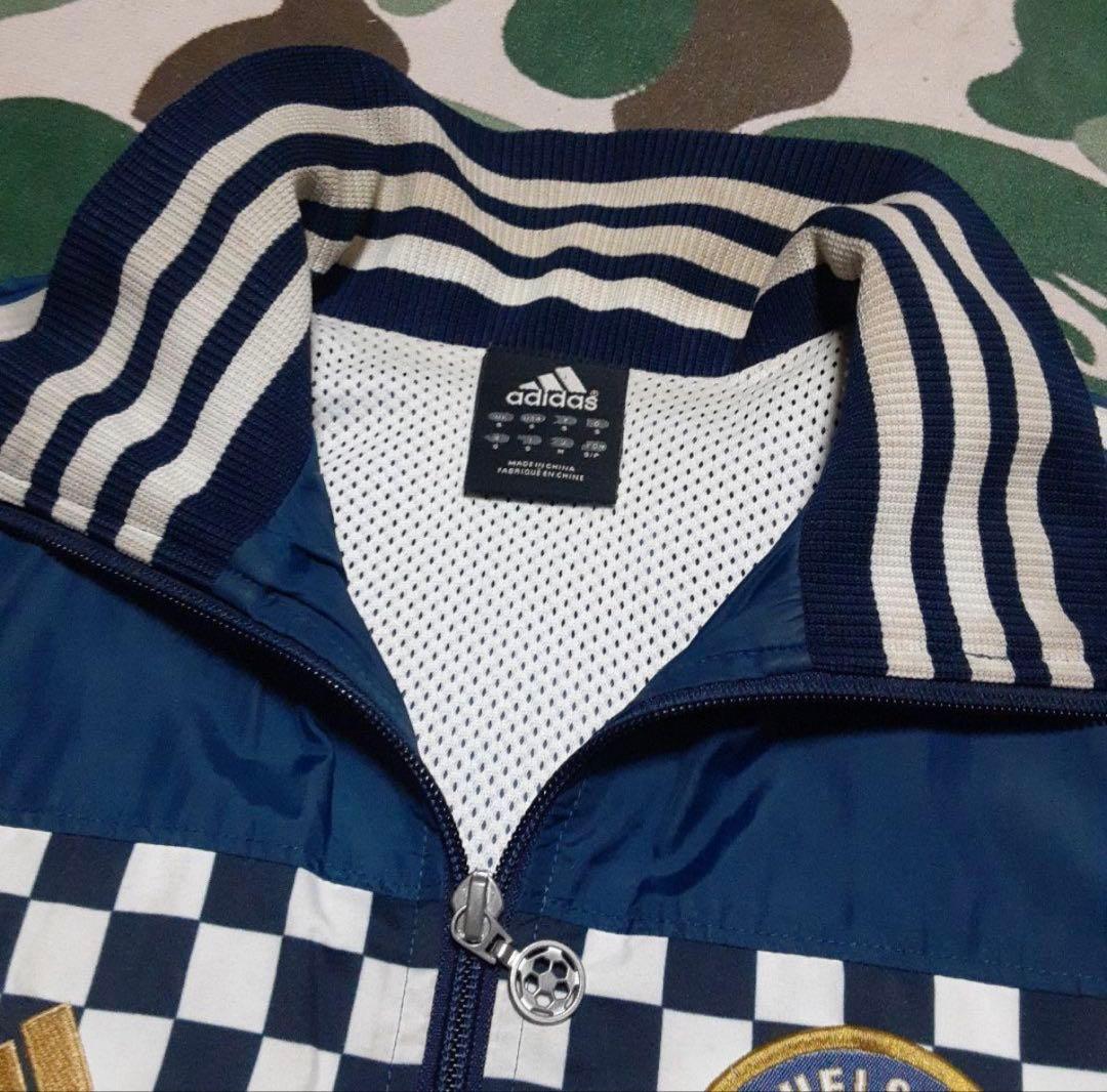 アディダスadidas　チェルシー　ナイロンジャケット