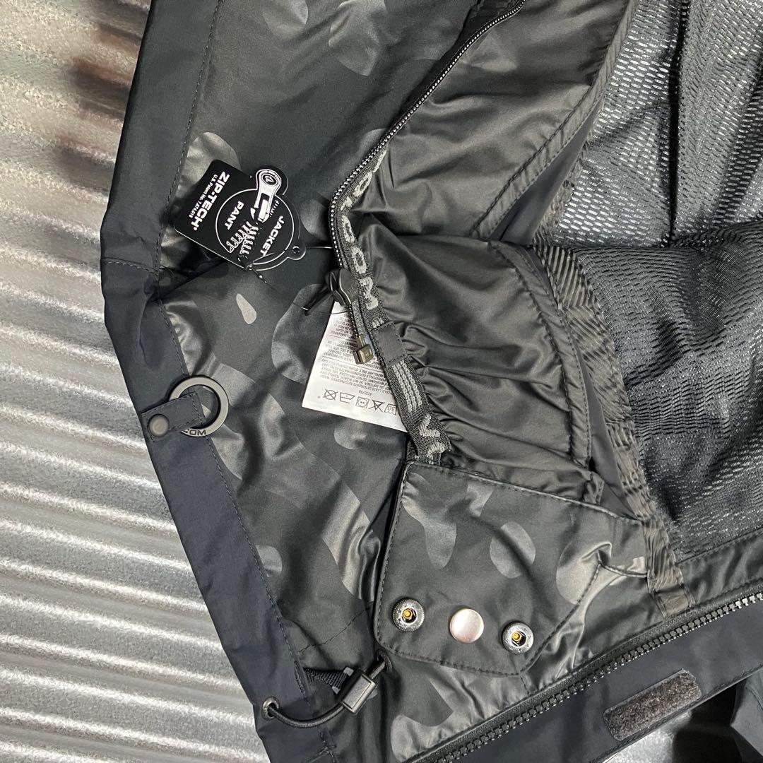 VOLCOM ヴォルコム　スノボウェア　アウター　ジャケット　ゴアテックス　xs