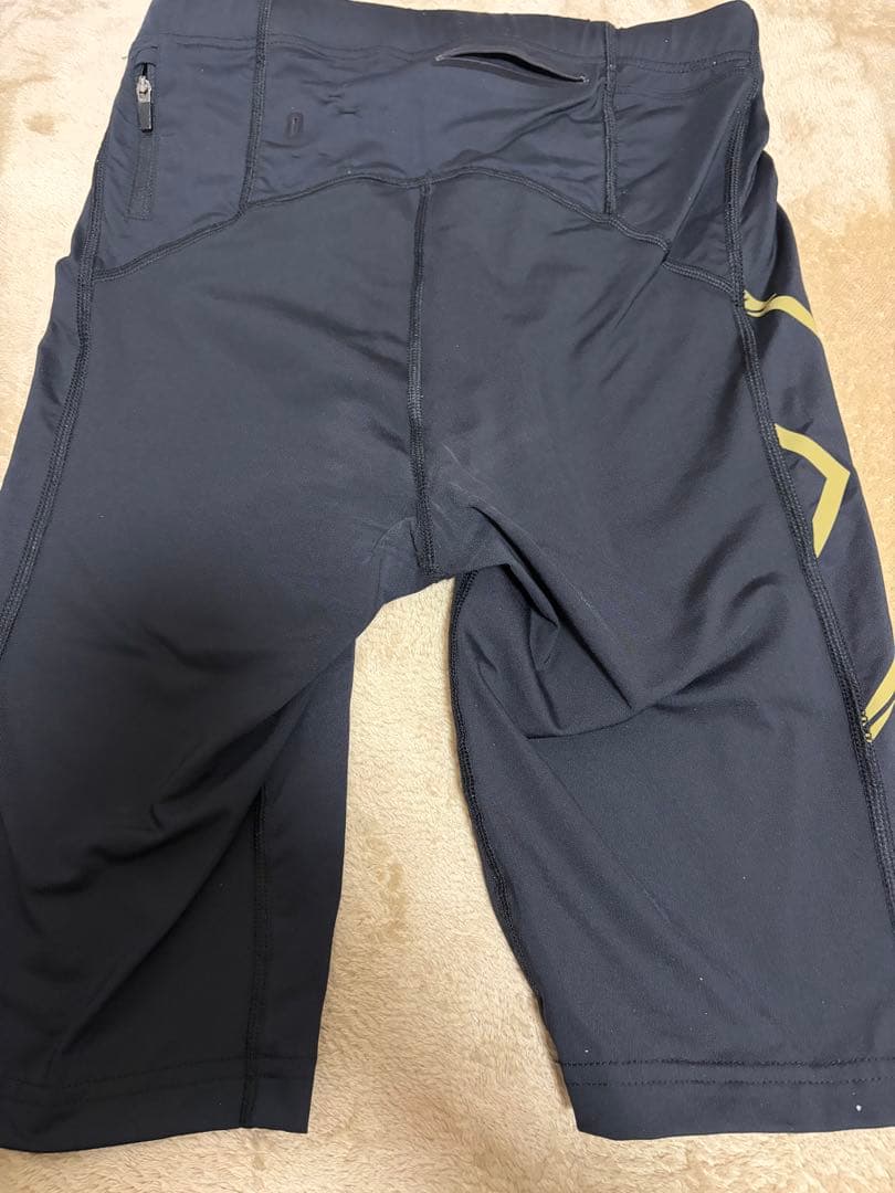 2XU ハーフタイツ Mサイズ