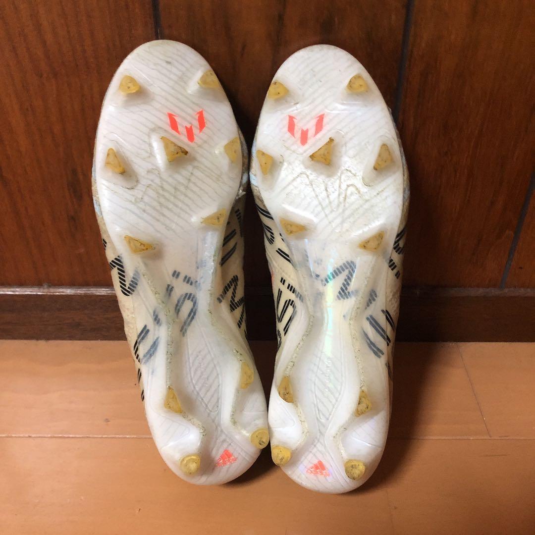 アディダス サッカースパイク ネメシス