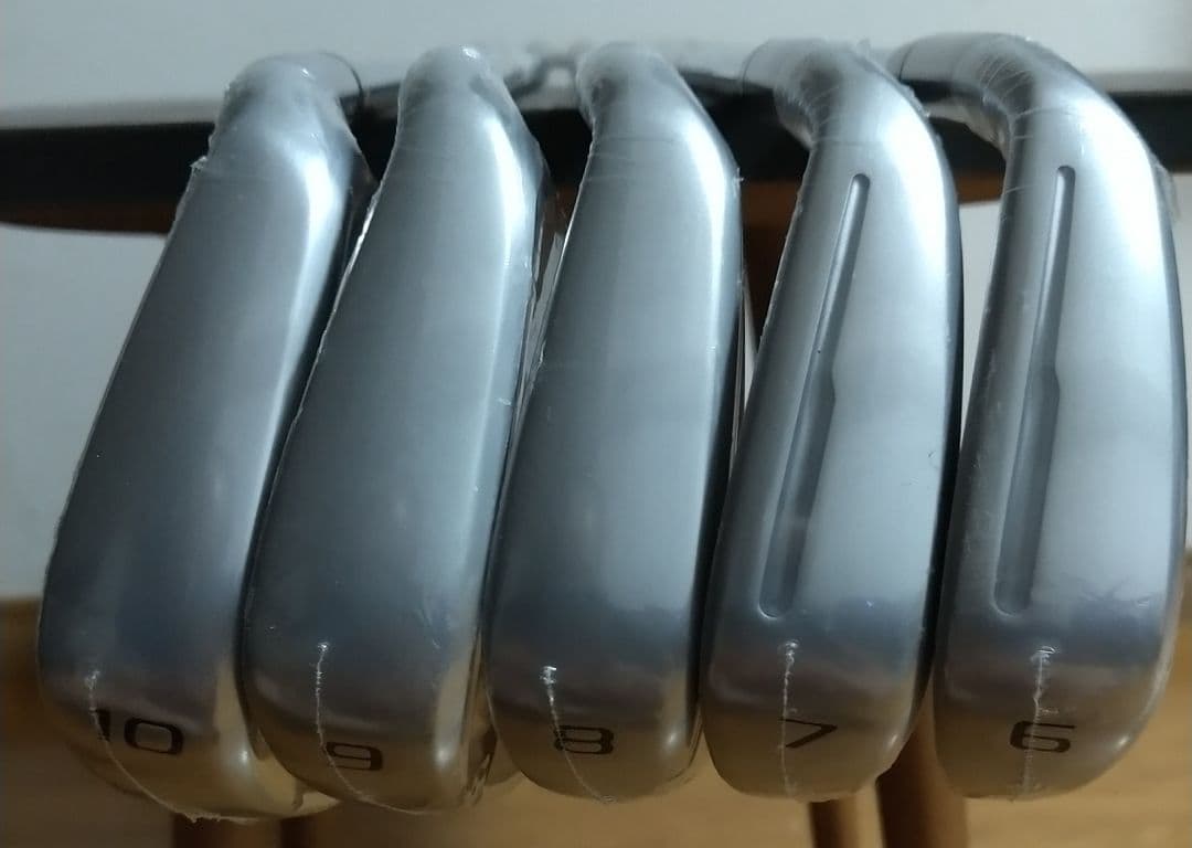 『新品』ホンマ ツアーワールド アイアン5本セット（#6-#10)