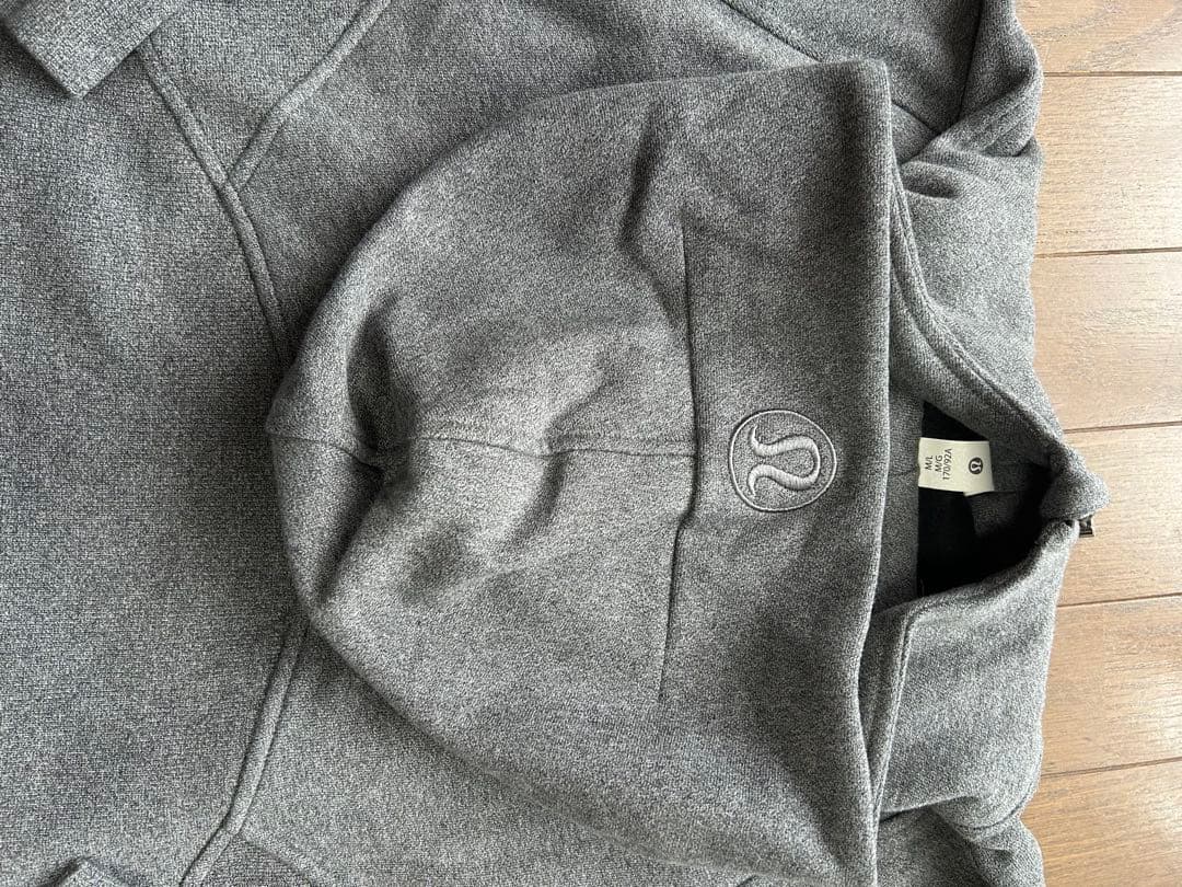 lululemon Scuba オーバーサイズ