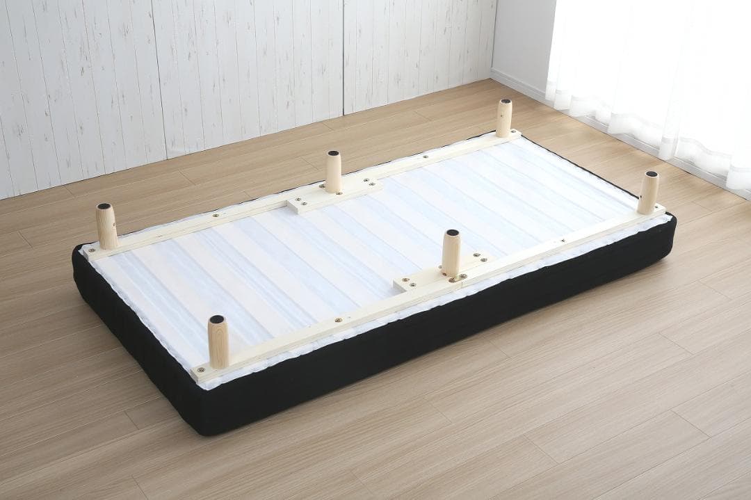 【新品・送料無料】一体型脚付きマットレスベッド【セミダブル】
