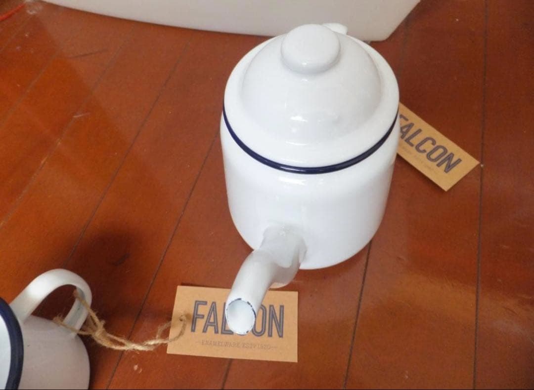 FALCONファルコンのホーローマグカップ２個とポット　未使用品