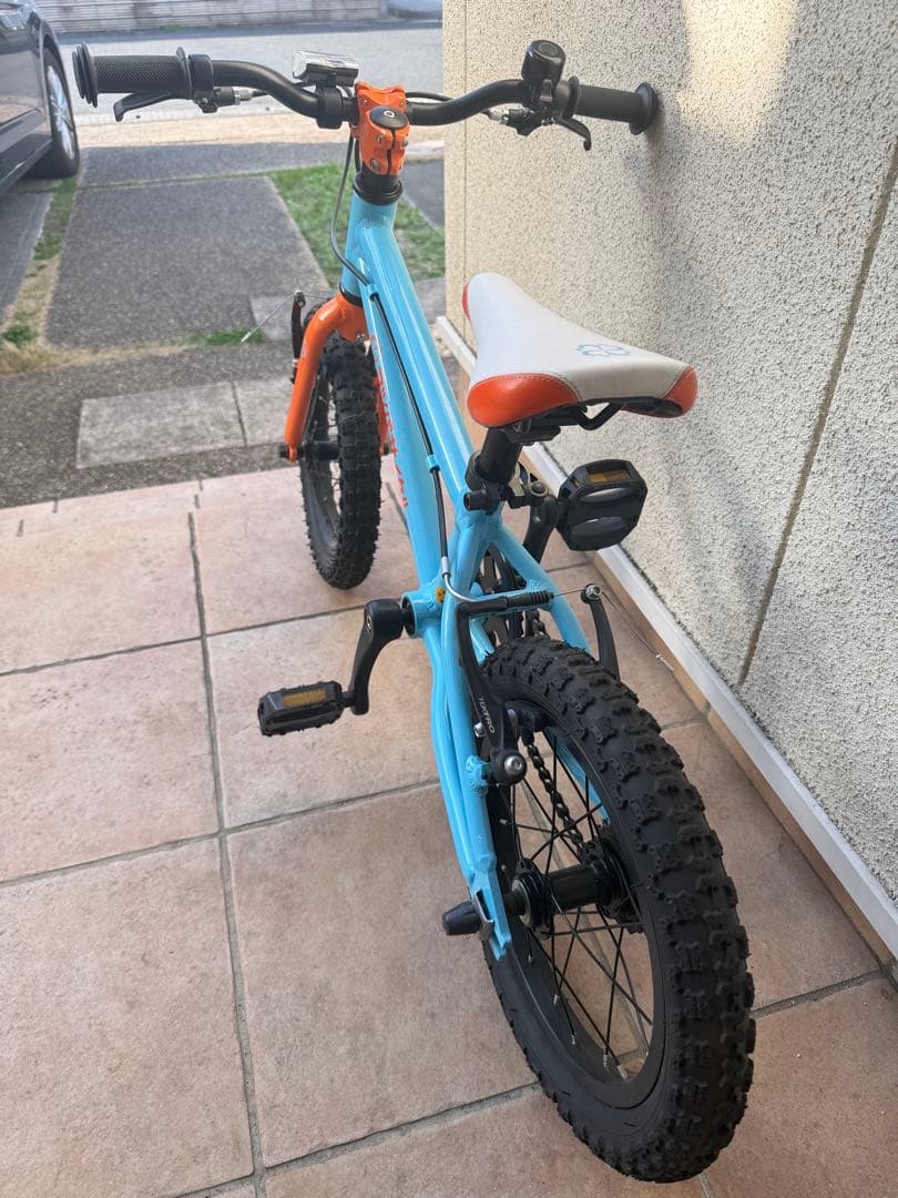 ヨツバサイクル　キッズバイク 12インチ