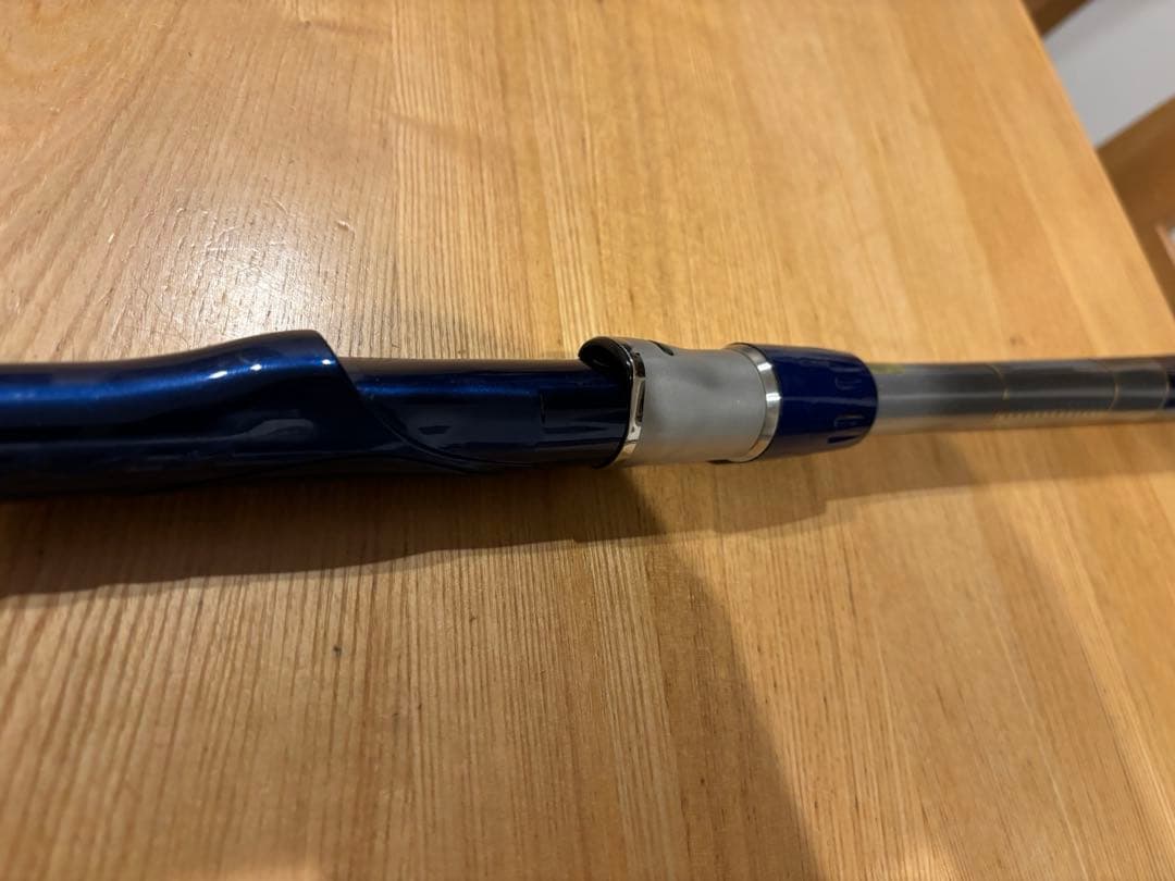 【中古美品】ダイワ海上釣堀CBCメタルチューン　S-350 クラブブルーキャビン