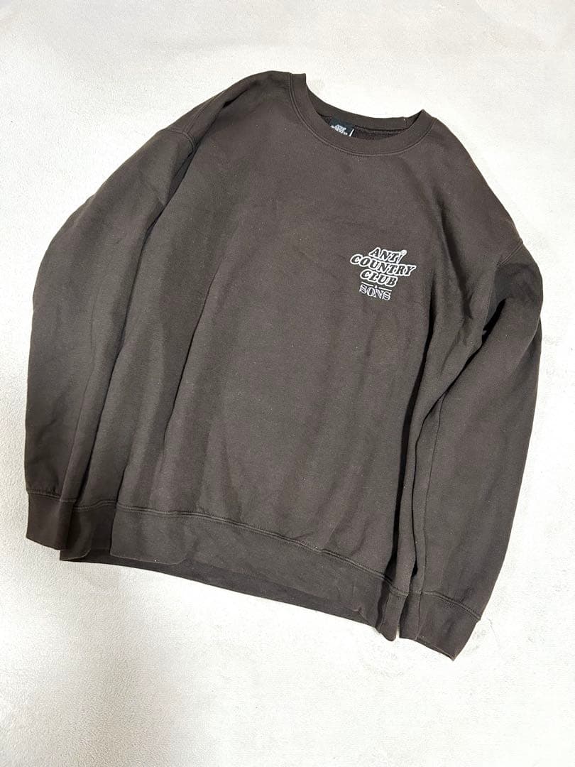 ANTi COUNTRY CLUB × & SONS LOGO SWEAT