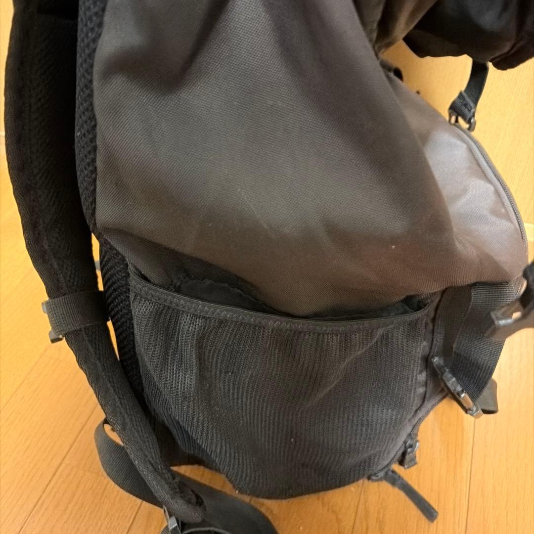 Under Armour ブラックバックパック Kokusai SC 75
