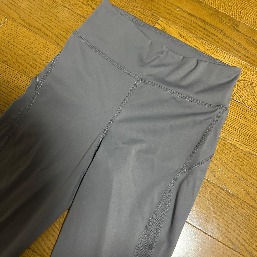 yomoment ピラティスレギンス　セット