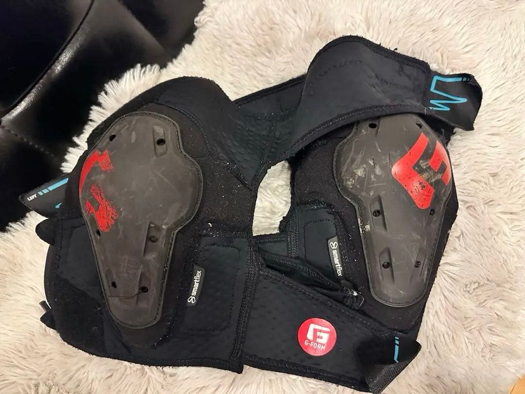 G-FORM ジーフォーム ニーガード プロテクター 膝 ひざ当て MTB