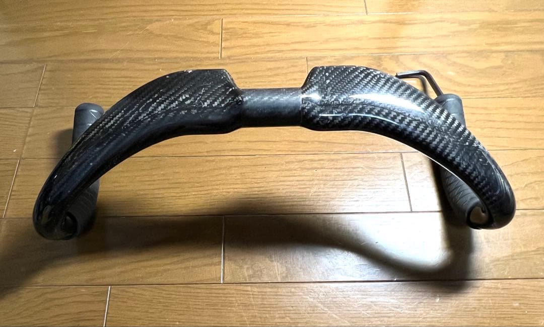 ピストトラックカーボンハンドル