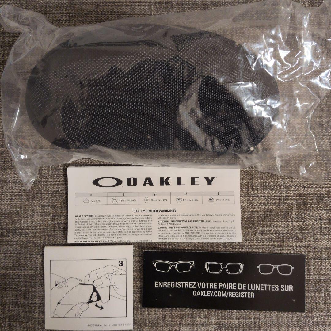 「新品」オークリー　サングラス　009051A