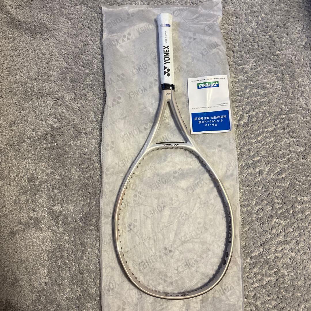 YONEX VCORE テニスラケット 300G