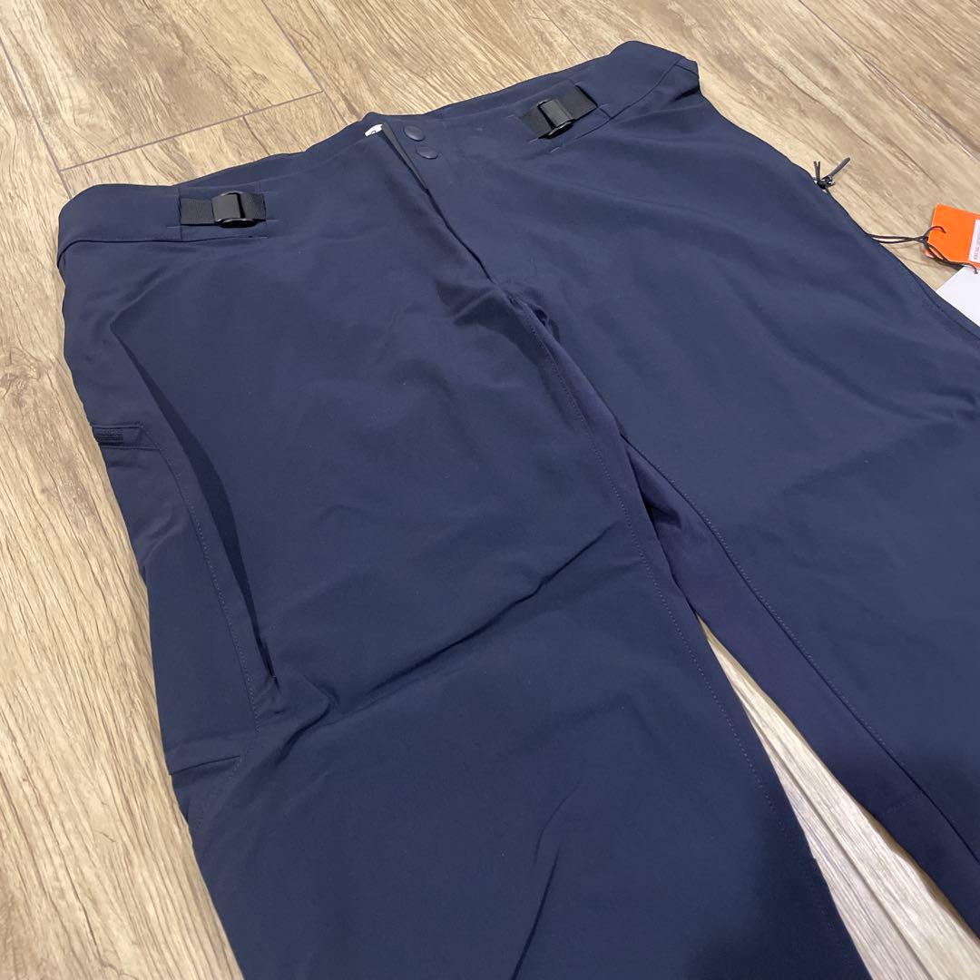 【新品タグ付き】ラファ　トレイル ライトウェイト パンツ　メンズM ネイビー