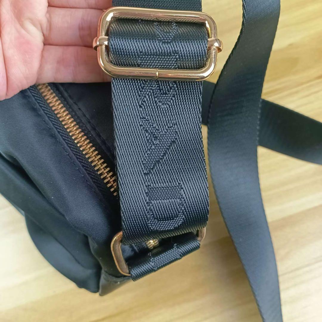 PRADA ノベルティ ブラック ショルダーバック ナイロン prd5