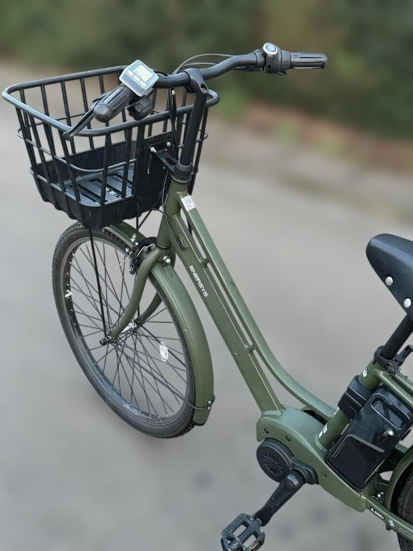 美品　ASAHI ENERSYS Me マットオリーブ 電動自転車 26型