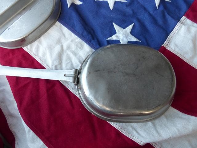 ナム戦 1966” 米軍実物　メスキットパン REGAL　食器　325