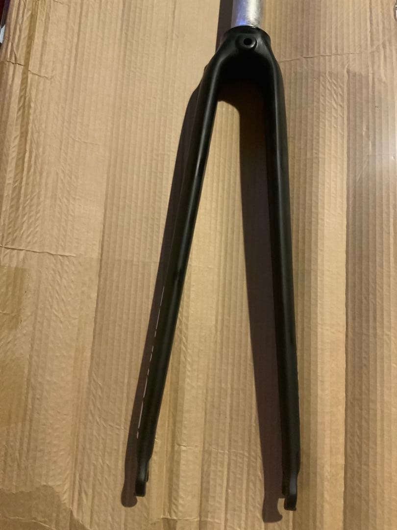 TSUNAMI フロントフォーク 黒 700c 値下げ不可