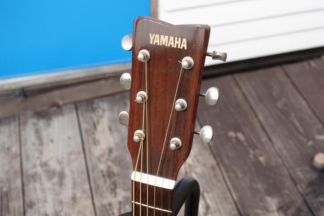 YAMAHA JR2S （トップ単板・弦高2.5mm調整済）ミニギター