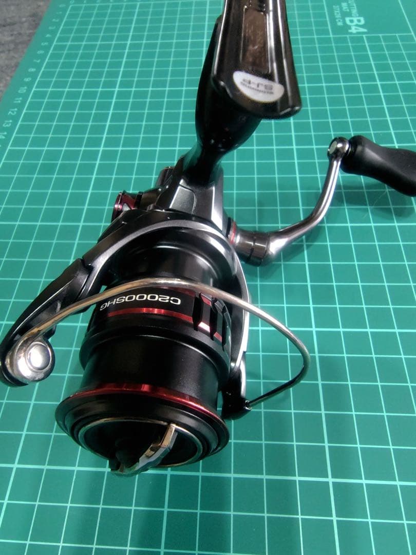 リール VANFRD C2000SHG