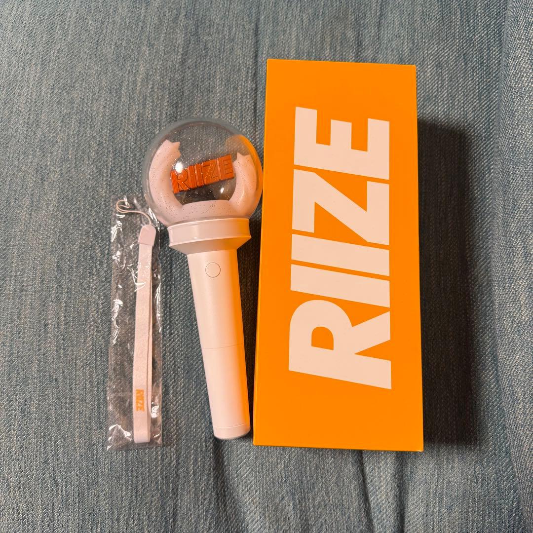 RIZE ペンライト ホワイト ストラップ付き