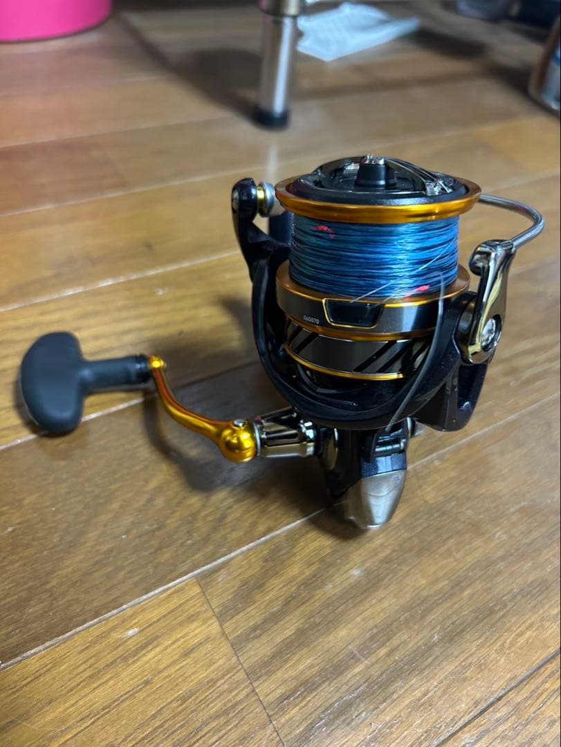 REVROS LT 5000D-CH フィッシングリール