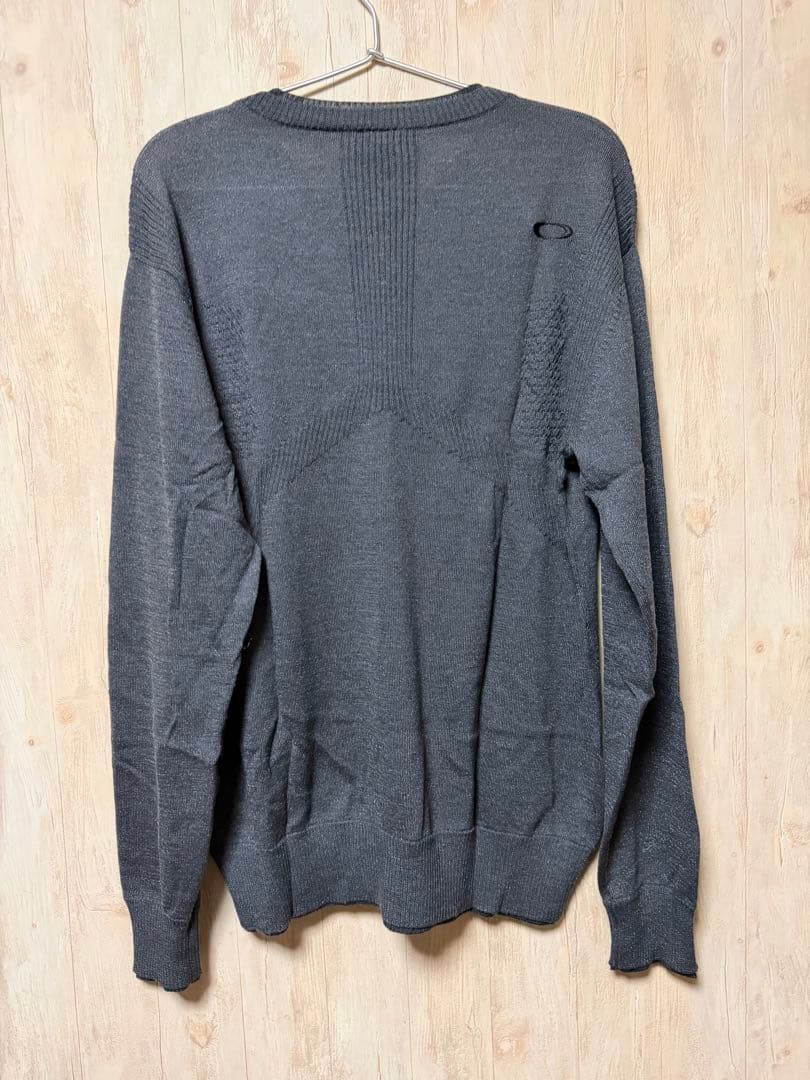 【良品】オークリー スカル ゴルフ Vネック セーター グレー L 異素材編み