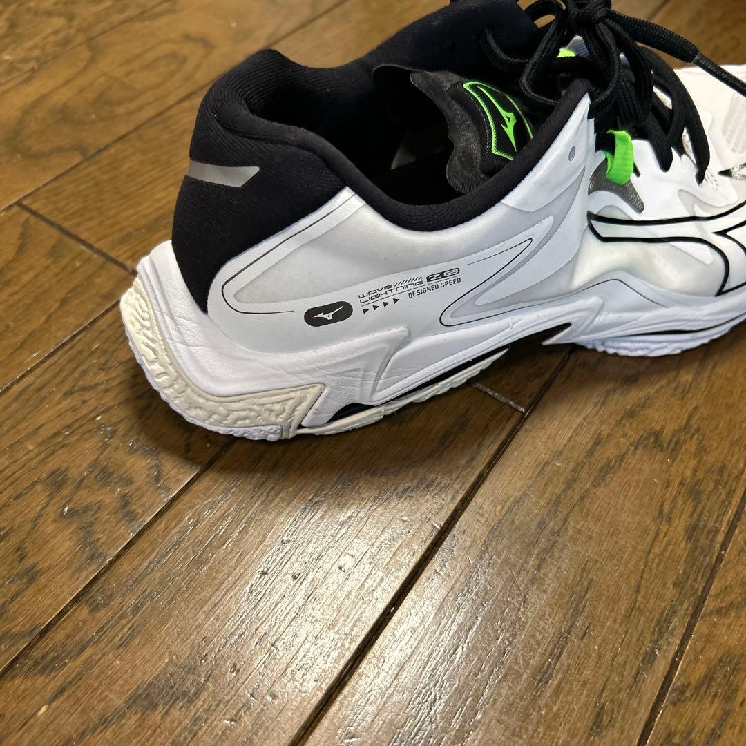 Mizuno バレーボール　ウエーブライトニング Z8 WIDE 27cm