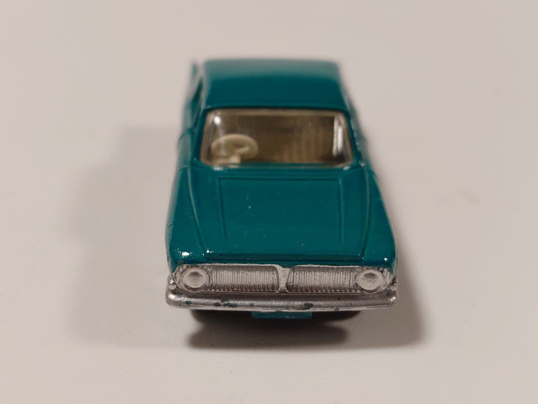 MATCHBOX 　No.33 FORD ZEPHYR Ⅲ