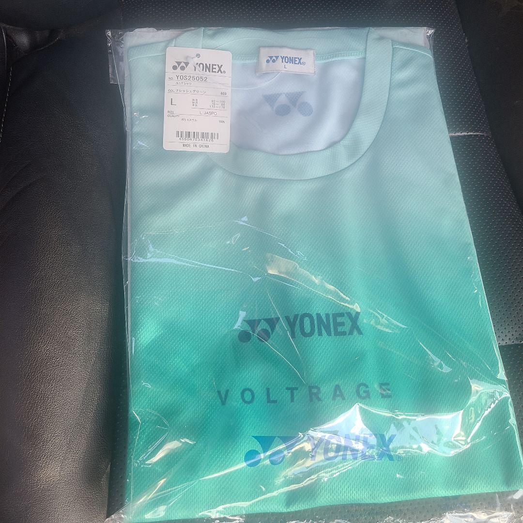最終価格　YONEX限定の新型ラケット、ボルトレイジTシャツ　サイズL