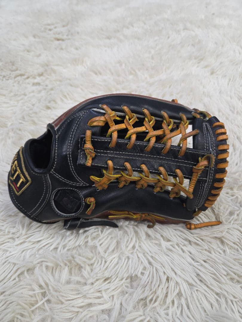 ZETT PROSTATUS 軟式用グラブ 内野手用 最高級グレード