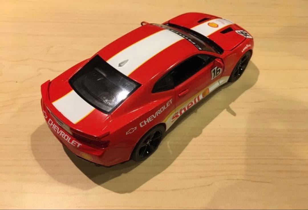新品 1/24 グリーンライト シボレー カマロ SS シェルカラー #16