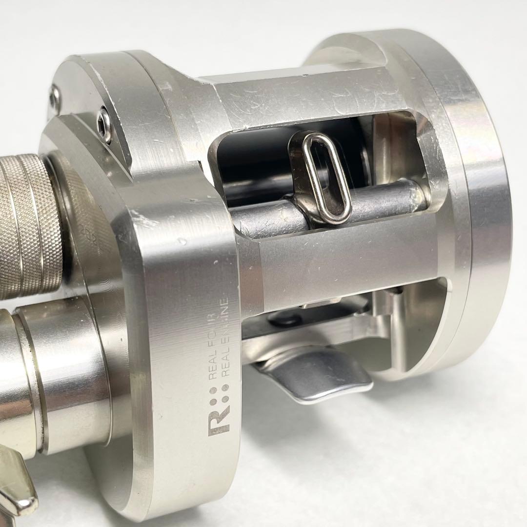 DAIWA RYOGA 2020H deps ナックルアームハンドル付き