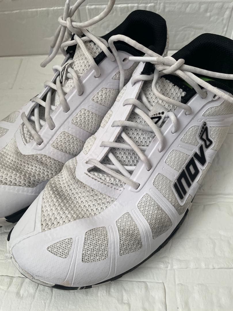 inov8 イノヴェイト トレーニングシューズ 27cm