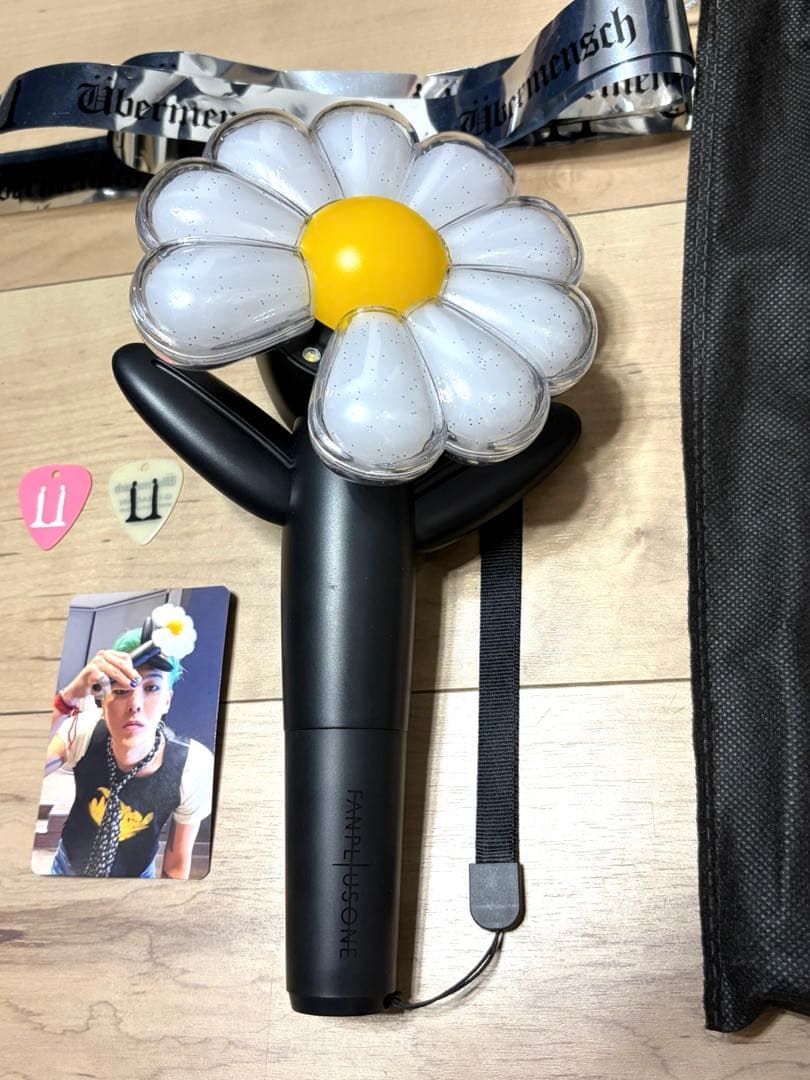 G-DRAGON ジードラゴン ペンライト GD ジヨン ピックピン 金テープ