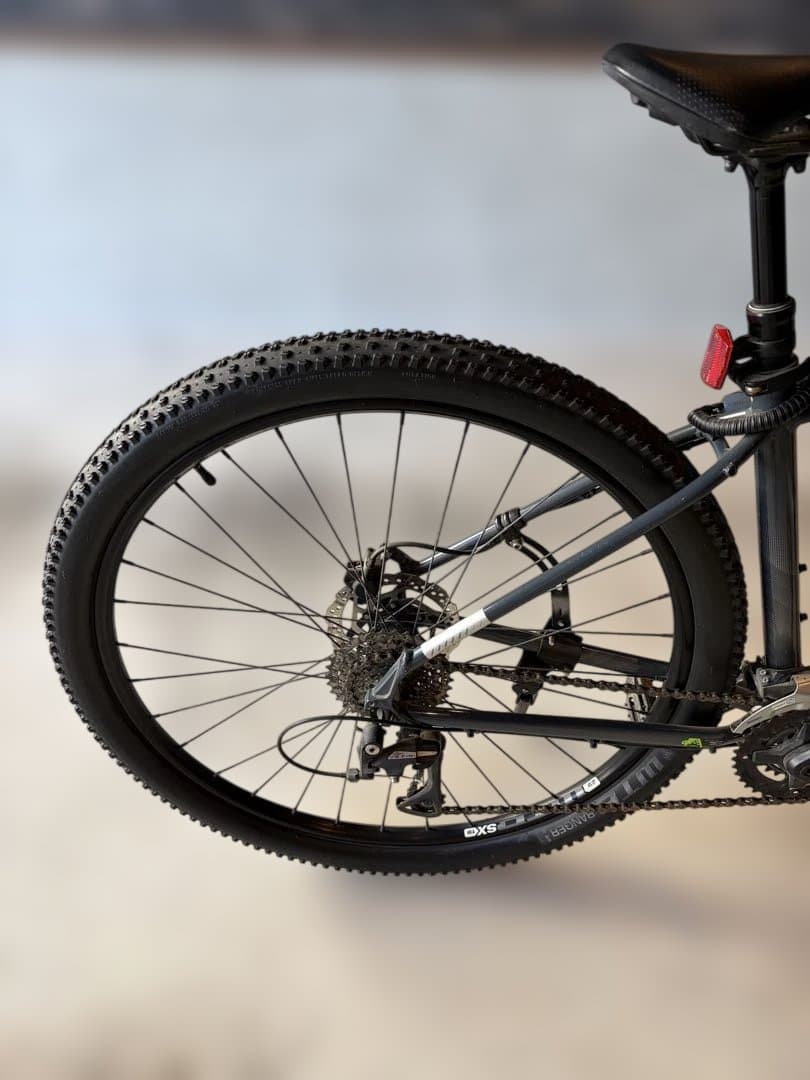 Cannondale トレイル6 カスタム仕様　引取限定