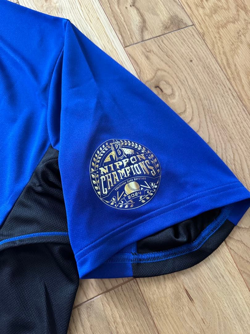 【希少品】横浜ベイスターズ 2024 日本一記念 ネオライトTシャツ XLサイズ