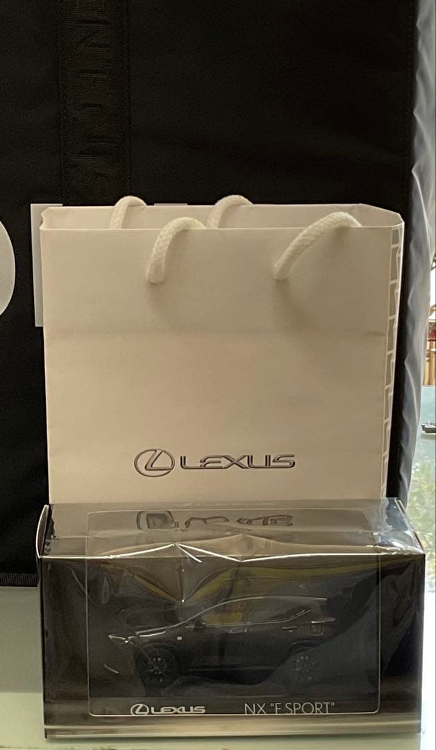 レクサス NX F SPORT 非売品