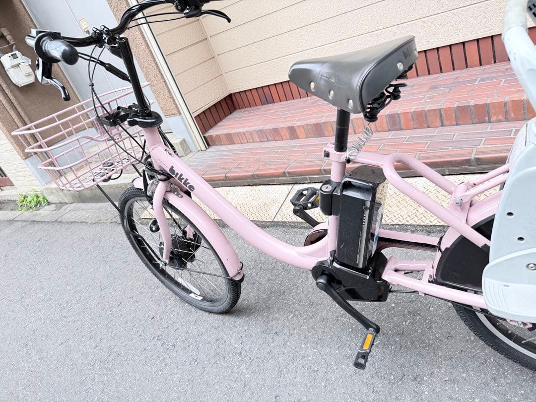 大阪府　子供乗せ　ブリヂストン　電動アシスト自転車 チャイルドシート付き ピンク