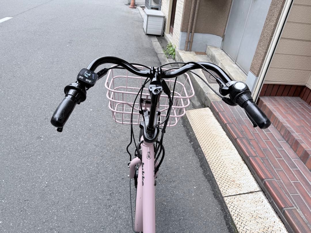 大阪府　子供乗せ　ブリヂストン　電動アシスト自転車 チャイルドシート付き ピンク