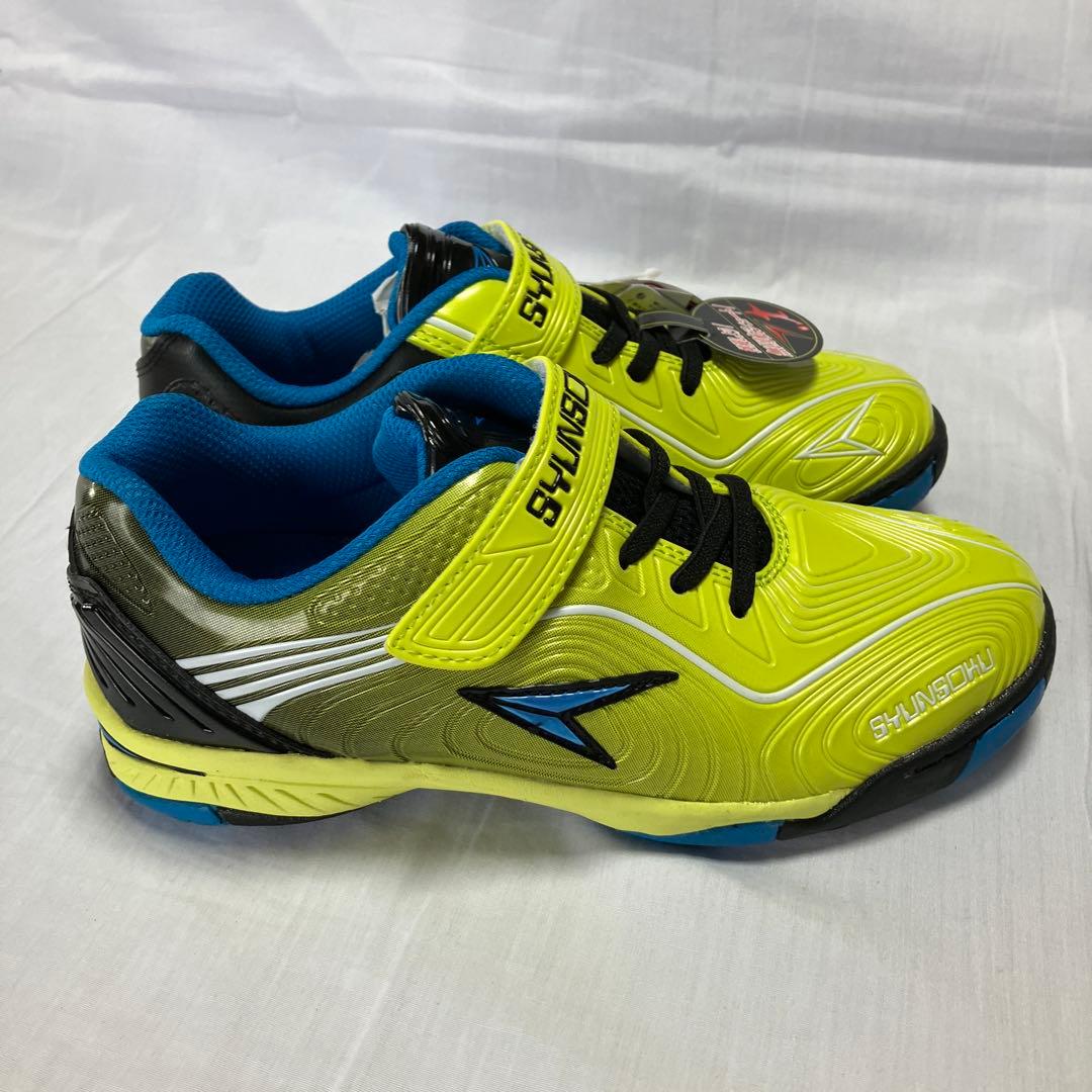 SHUNSHOKU サッカーシューズ　新品　22.0cm イエローグリーン