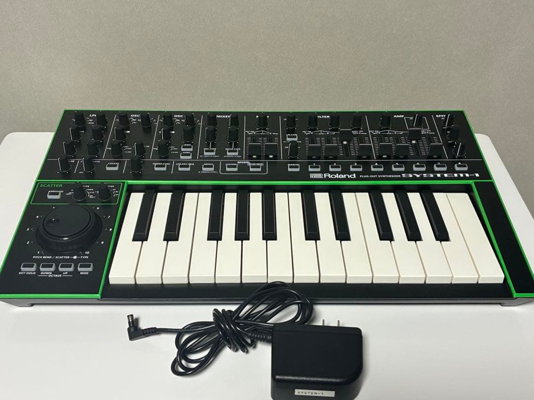 鍵盤楽器 Roland AIRA SYSTEM-1