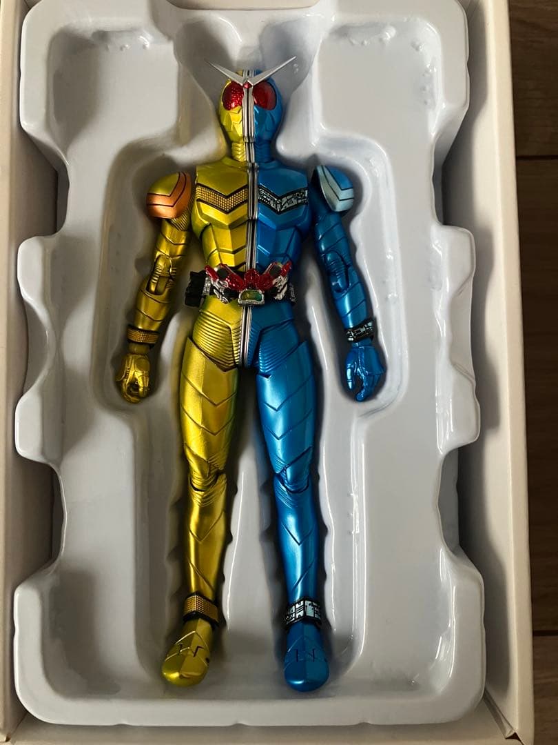 S.H.Figuarts(真骨彫製法)仮面ライダーW 2体セット　風都探偵