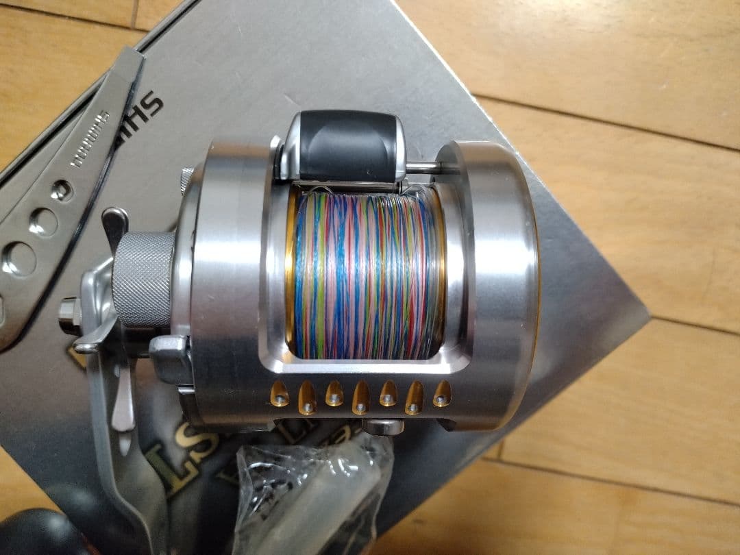 シマノ　SHIMANO オシア カルカッタコンクエスト300タイプJ-HG