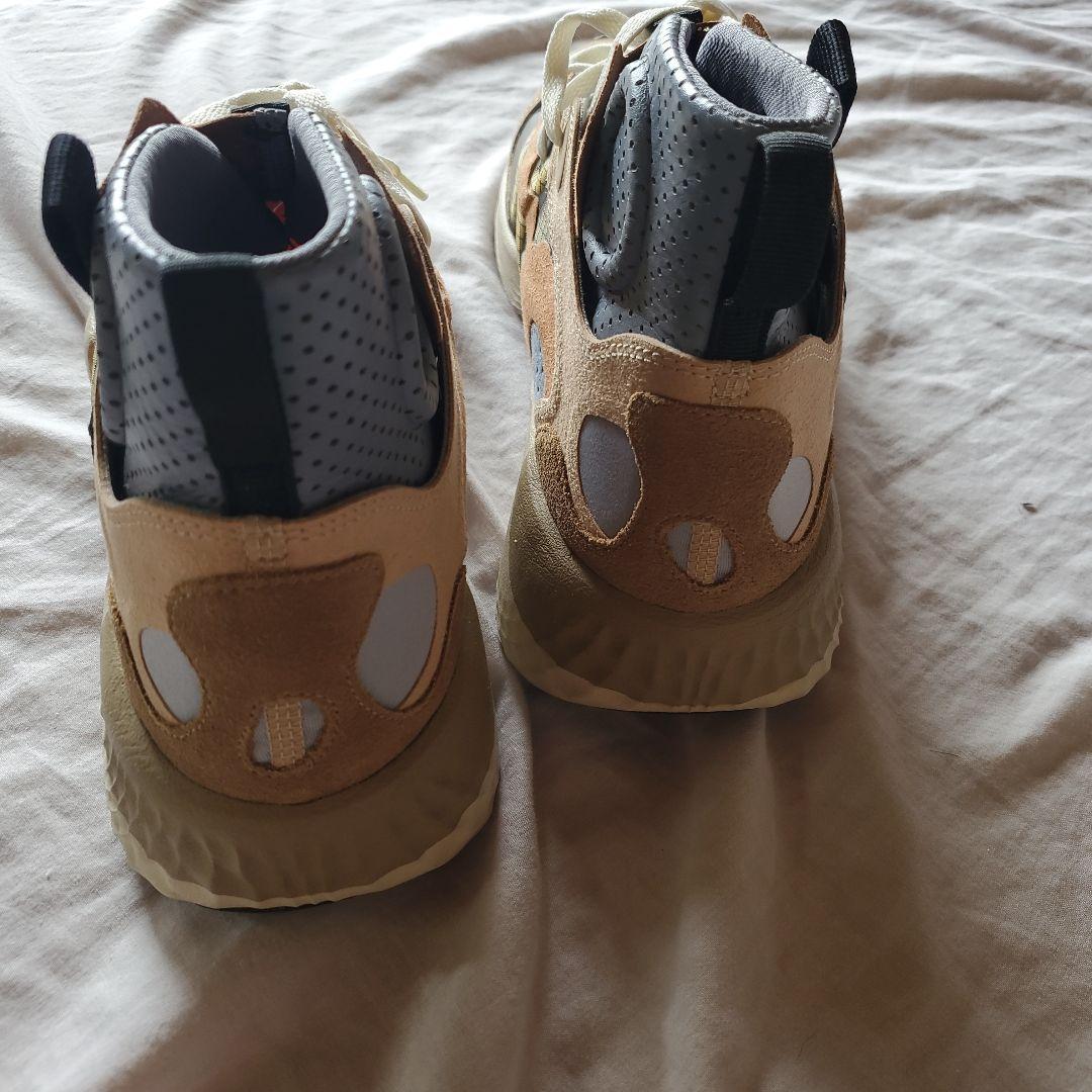 Jordan バスケットボールシューズ ハイカット ベージュ/ブラック/グレー